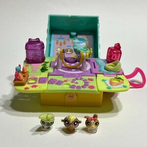 Authentic Littlest Pet Shop Teeniest Tiniest Rabbits and Hamster Mini Playset